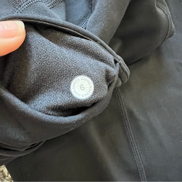 Lululemon In The Groove 6 - Picture 3 of 5